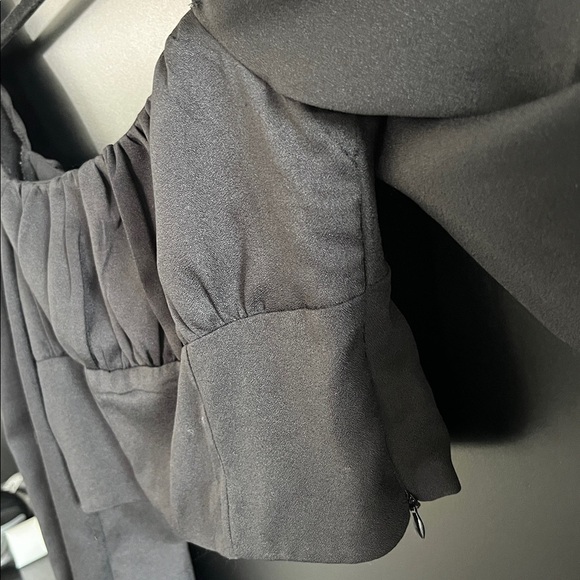 Black Princess Polly Ariah Long Sleeve Crop Top - Picture 4 of 7